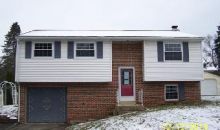 2723 Valley Dr Lancaster, PA 17603