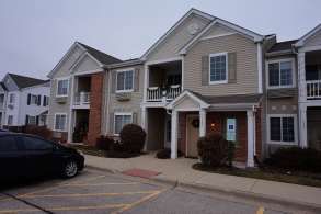 136 Bertram Dr #B, Yorkville, IL 60560