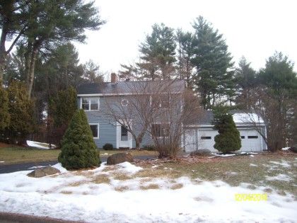 12 High Knoll Dr, South Berwick, ME 03908