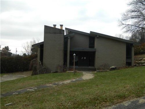 123 Mcgregor Dr, Canonsburg, PA 15317