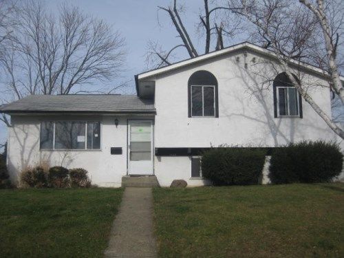 1160 Ironwood Dr, Columbus, OH 43229