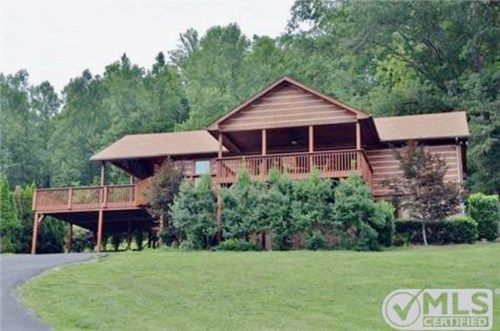 630 Harbor Dr, Lancaster, TN 38569