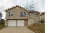 324 N Queen Ridge Ave Independence, MO 64056