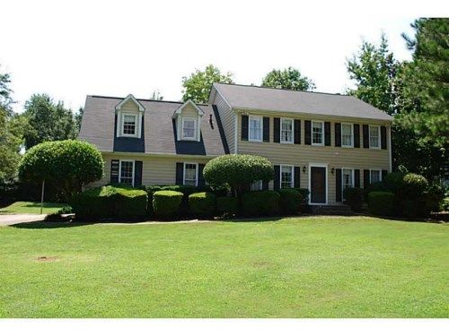 1775 Spindle Top Court, Lilburn, GA 30047