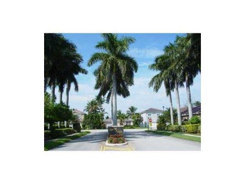 5700 S SABLE CR, Pompano Beach, FL 33063