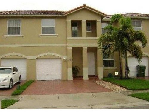 13565 7TH ST # 13565, Hollywood, FL 33028