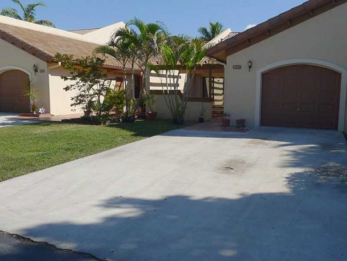 8557 114 PL # 8557, Miami, FL 33173
