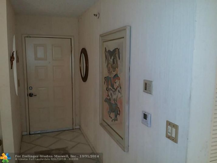 2240 N Cypress Bend Dr # 501, Pompano Beach, FL 33069