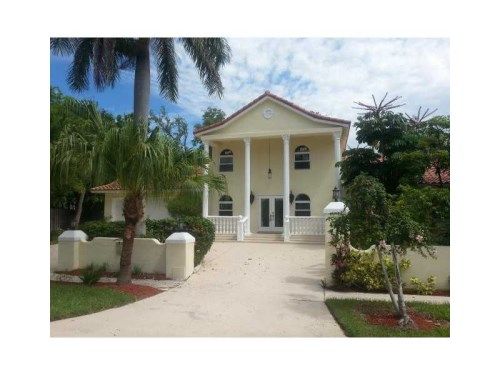 925 Greenbriar Dr, Boynton Beach, FL 33435