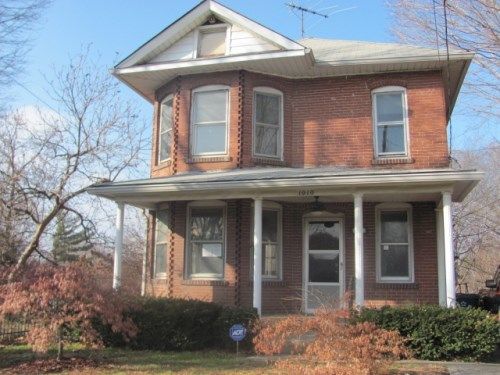 1010 Washington Ave, Alton, IL 62002