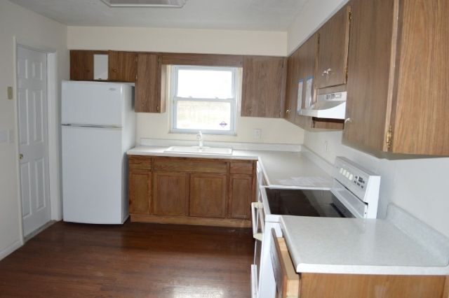 1820 Vancouver Dr, Clearwater, FL 33756