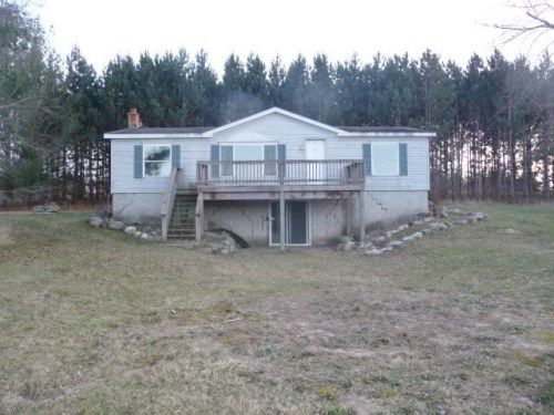 170 Meceola Rd, Lake, MI 48632