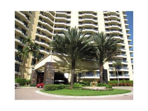 3300 NE 192 ST # 304, Miami, FL 33180
