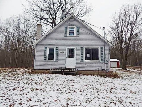 1763 W Clarence Rd, Harrison, MI 48625