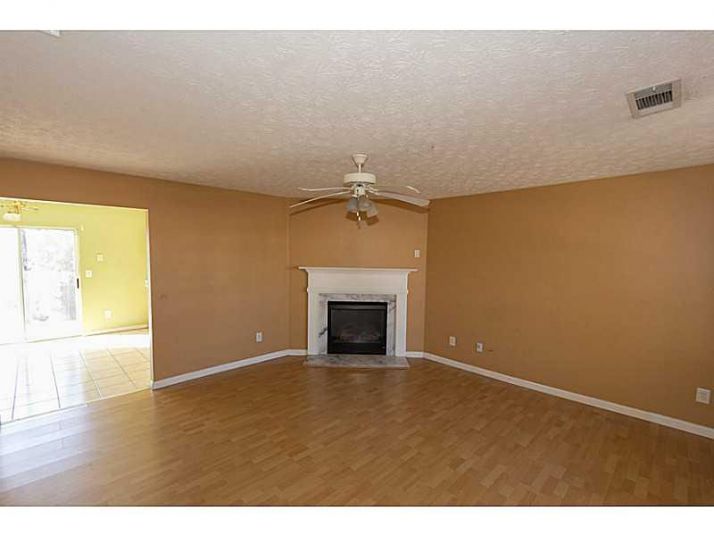 840 Melrose Park Place, Lawrenceville, GA 30044