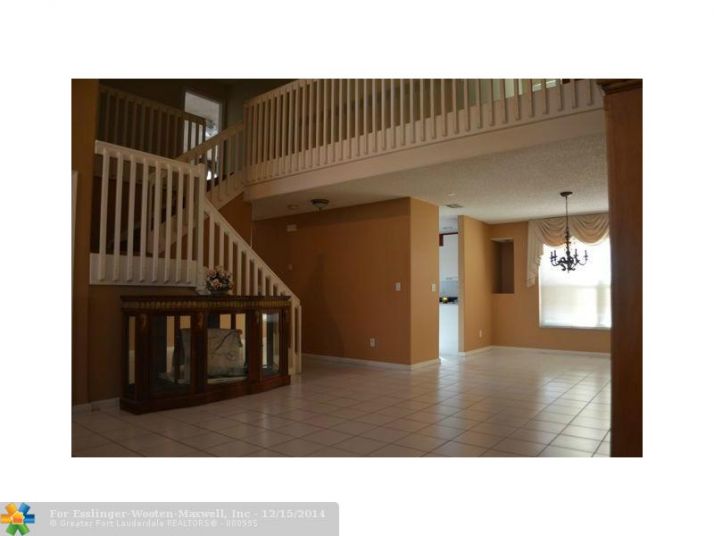 17378 SW 8TH ST, Hollywood, FL 33029