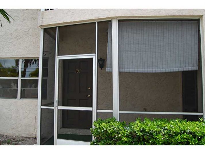 1450 N Riverside Dr # 107, Pompano Beach, FL 33062