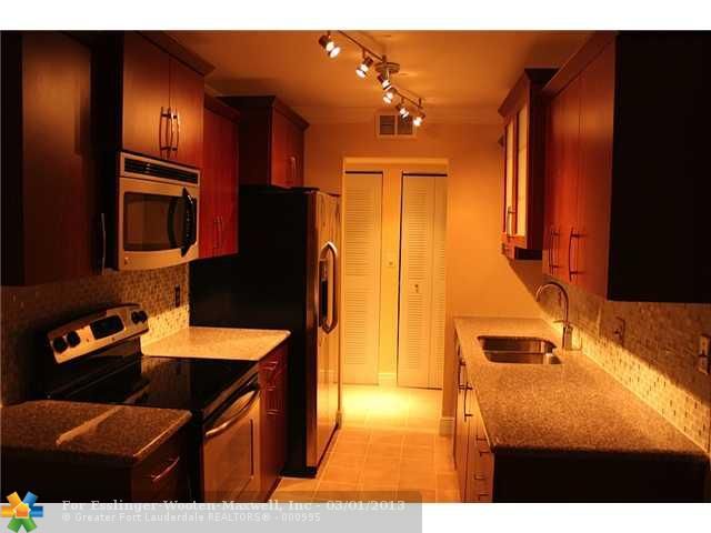 6195 ROCK ISLAND RD # 516, Fort Lauderdale, FL 33319