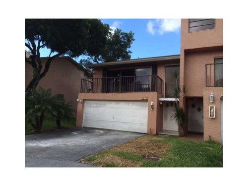 8670 SW 154 CR # 1B, Miami, FL 33193