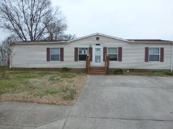 1083 Bales St, Gallatin, TN 37066