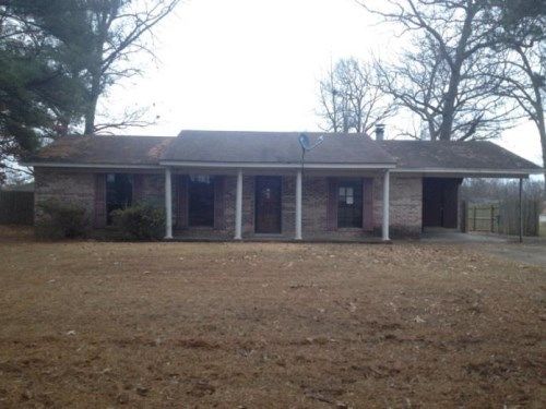 4092 Bringle St, Milan, TN 38358