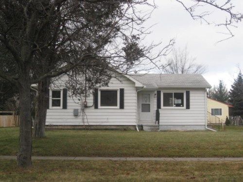 1908 W Miller Rd, Lansing, MI 48911