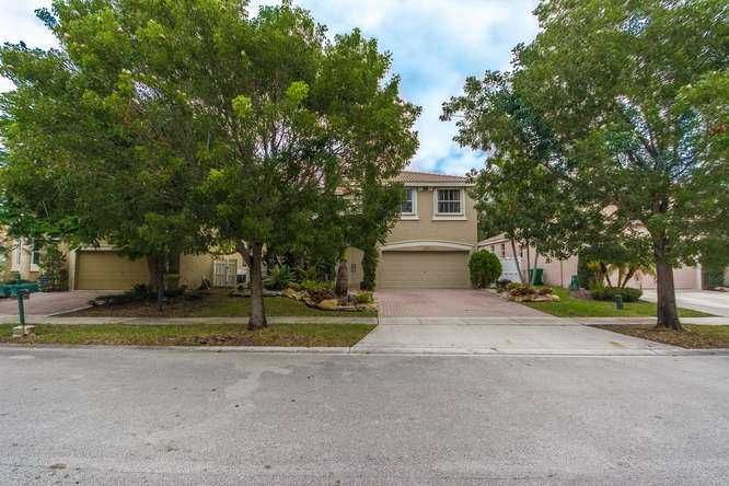 16835 SW 49 CT, Hollywood, FL 33027