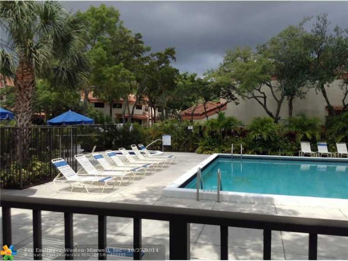 3100 N 37TH AVE, Hollywood, FL 33021