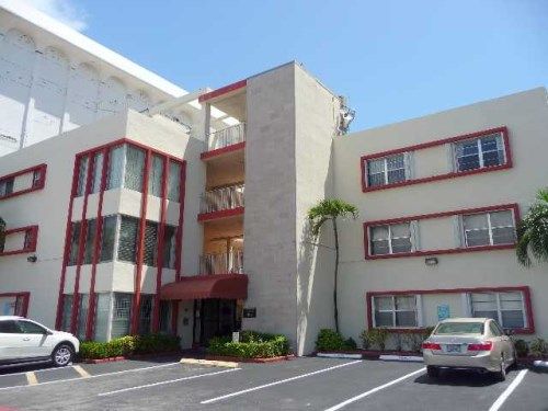 8955 COLLINS AV # 106, Miami Beach, FL 33154