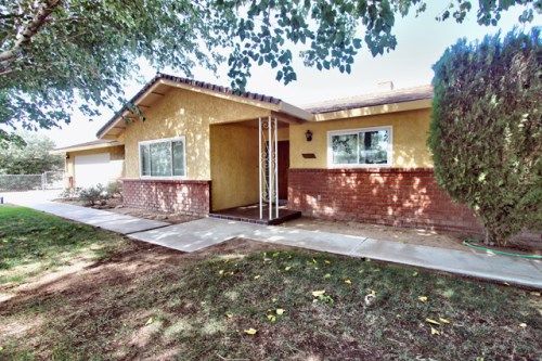 2749 W Avenue M4, Palmdale, CA 93551