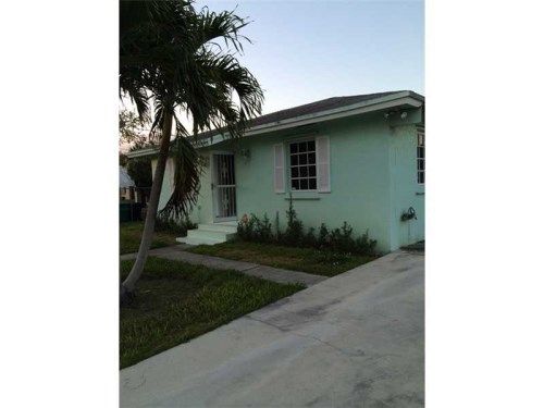 11493 SW 214 ST, Miami, FL 33189
