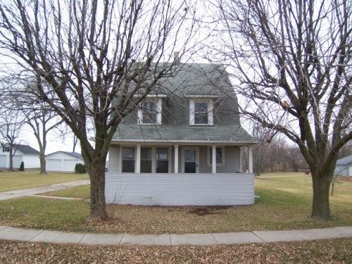 504 S Peoria St, Bradford, IL 61421