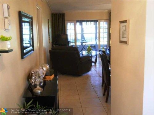 1055 COUNTRY CLUB DR # 106, Pompano Beach, FL 33063