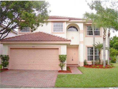 17911 SW 33RD ST, Hollywood, FL 33029