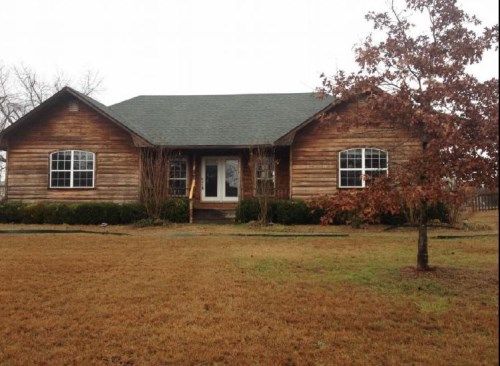 27 Pine Street, Greenbrier, AR 72058