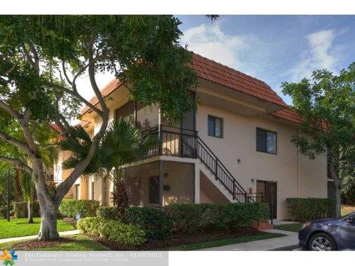 379 Lakeview Dr # 206, Fort Lauderdale, FL 33326