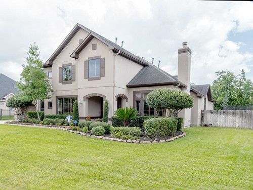 1103 Oak Park Ln, Friendswood, TX 77546