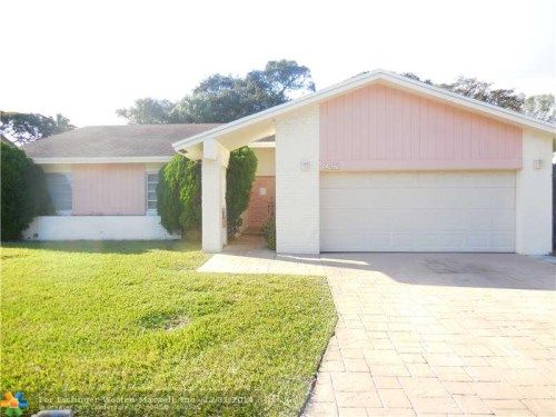 5207 BAYBERRY LN, Fort Lauderdale, FL 33319