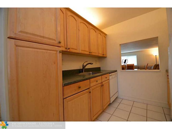 159 LAKEVIEW DR # 201, Fort Lauderdale, FL 33326