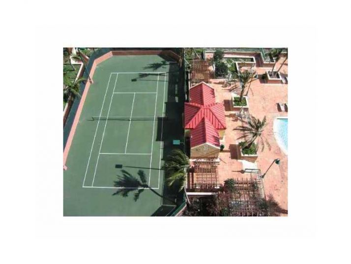 1155 BRICKELL BAY DR # 2208, Miami, FL 33131