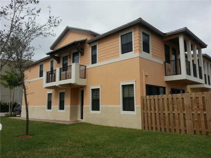 5965 NW 104 PATH # 5965, Miami, FL 33178