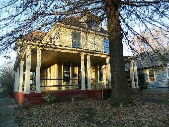 1176 Sledge Ave, Memphis, TN 38104