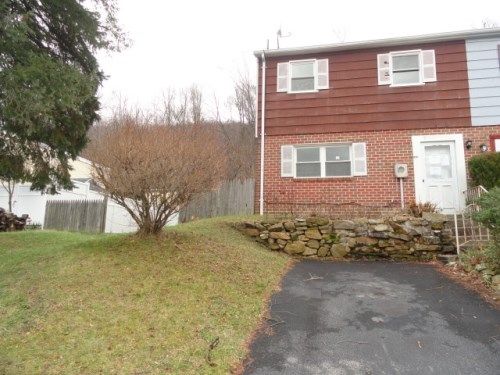 1046 Fox Run, Reading, PA 19606