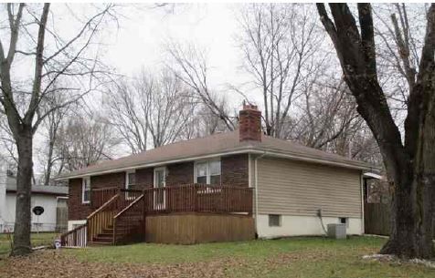 106 N Paul Drive, Sibley, MO 64088