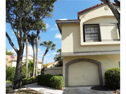 3525 MAGELLAN CR # 627, Miami, FL 33180