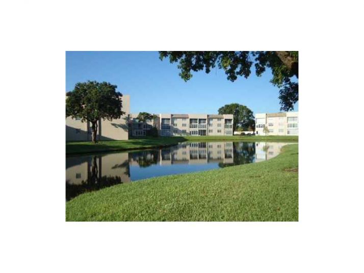 6021 NW 61ST AV # 207-16, Fort Lauderdale, FL 33319