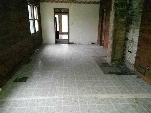 1410 State Route 7, Hubbard, OH 44425