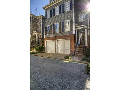 772 Springlake Lane Nw, Atlanta, GA 30318