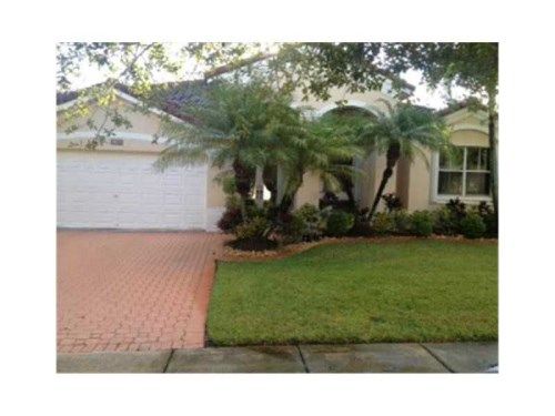 3637 SW 162 AV, Hollywood, FL 33027