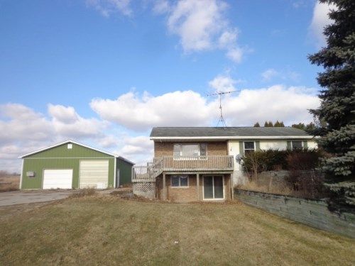 9859 Cutler Rd, Portland, MI 48875